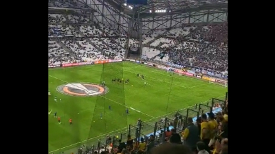 Το πάρτι των οπαδών της ΑΕΚ και της Μαρσέιγ μέσα από την κάμερα του BN Sports! (video)