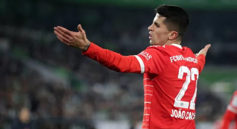 Κανσέλο: «Ψέμα ότι τσακώθηκα με τον Πεπ, είμαι ευχαριστημένος μαζί του»