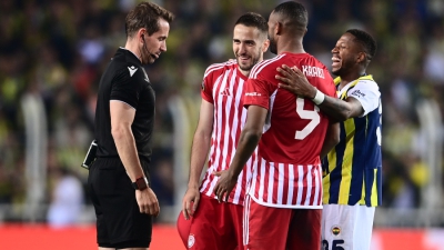 Ο elite Τομπάιας Στίλερ στο Ολυμπιακός - ΠΑΟΚ