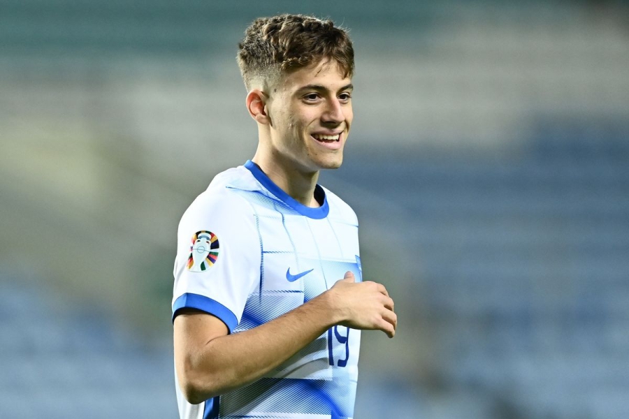 Εθνική Ελλάδας: «Μέσα» ο Κωνσταντέλιας, ξανά εκτός ο Δουβίκας στις κλήσεις του Πογέτ