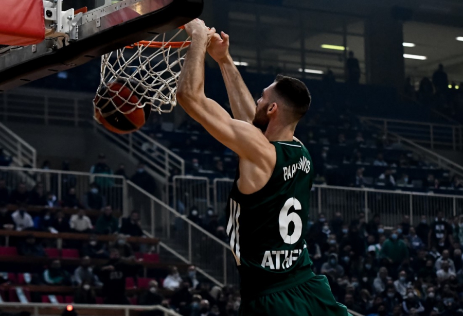 Euroleague: Το μπλοκ του Παπαγιάννη στον Πρίντεζη στο Top-10 του Δεκεμβρίου (video)