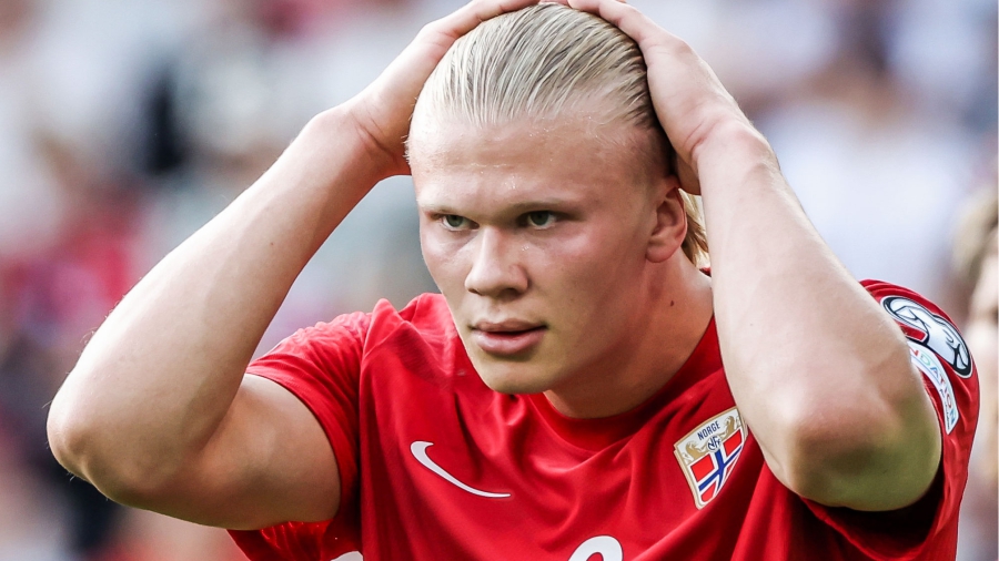 Αποδοκιμασίες για Χάαλαντ που δεν υπέγραψε αυτόγραφα! (video)