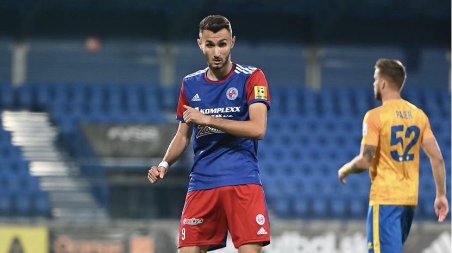 Ο Γιάννης Νιάρχος στο BN Sports για την Σλόβαν Μπρατισλάβας: «Είναι απρόβλεπτη και επικίνδυνη αλλά μπορεί να κερδίσει ο ΠΑΟΚ»