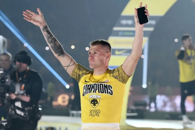 «Κομμάτι της ιστορίας μας - Για πάντα μέλος της οικογένειάς μας!»: Η ΑΕΚ αποχαιρέτησε τον Σιμάνσκι! (video)