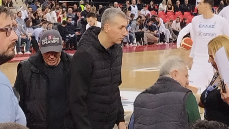 Πάντα στο πλευρό της Εθνικής ο Δημήτρης Διαμαντίδης!