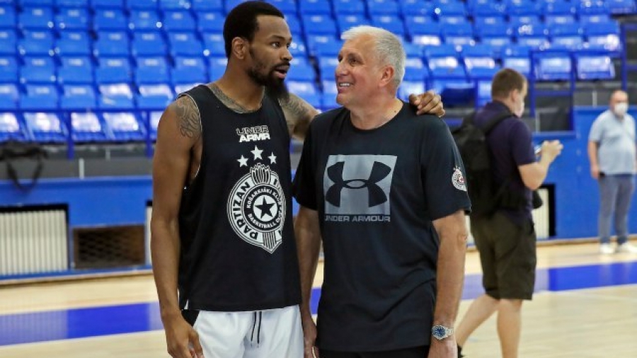 Πάντερ για Ομπράντοβιτς και επικείμενη επιστροφή: «Λατρεύω να παίζω μαζί του – Θέλω ΝΒΑ, αλλά πάω Παρτιζάν»