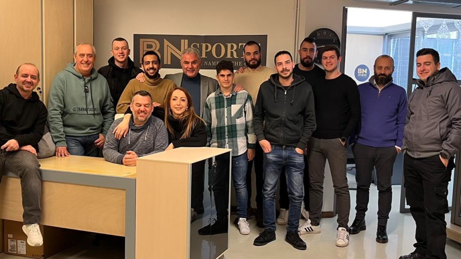 Το BN Sports έκοψε την πίτα του και μοίρασε δώρα και ευχές!