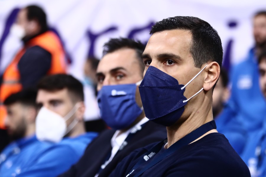 Ζήσης: «Mπορεί κάτι σπουδαίο η Εθνική»