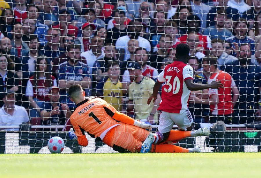 Άρσεναλ – Λιντς 2-0: «Καθαρίζουν» οι Λονδρέζοι με δύο γκολ του Ενκέτια σε 10 λεπτά! (video)