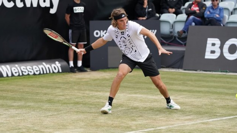 Αποκλειστικά στην COSMOTE TV η πρεμιέρα του Στέφανου Τσιτσιπά στο Χάλε