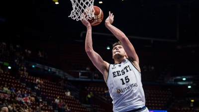 Ο Μάικ Κότσαρ στο BN Sports:  «Και οι 5 παίκτες στο παρκέ θα πρέπει να πάνε πάνω στον Γιάννη»