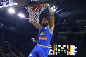 Φοβερό και τρομερό Περιστέρι - Υψηλές πτήσεις διπλού επί της ΑΕΚ με 74-64!