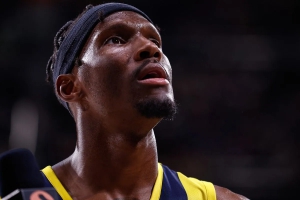 Παναθηναϊκός AKTOR: Για την ανατροπή και... την υπογραφή του Χέιζ - Ντείβις!