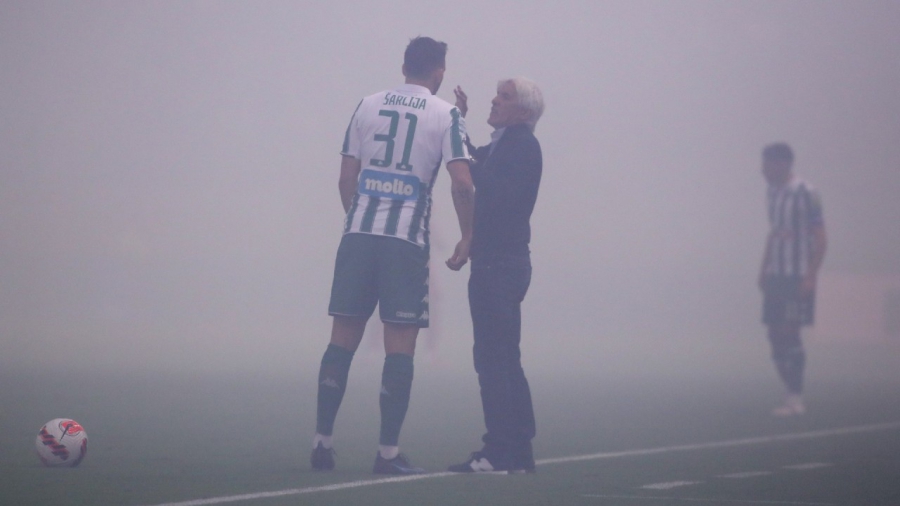 Ολυμπιακός - Παναθηναϊκός: Επτάλεπτη διακοπή στο παιχνίδι λόγω των καπνογόνων