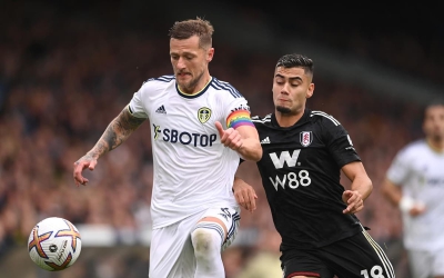 Με αυτή την άμυνα της Λιντς κάνει… πάρτι η Φούλαμ κοντά στον τετραπλασιασμό από τη Novibet