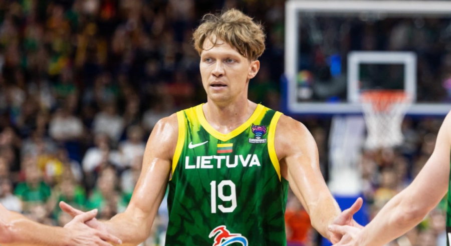 «Κλείνει Κουζμίνσκας η ΑΕΚ!»