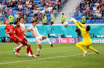 Ελβετία – Ισπανία 1-1: Έχει κατεβάσει «ρολά» ο Ζόμερ! (video)