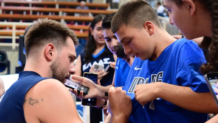 Η βραδιά που συνάντησα τον Λούκα Ντόντσιτς (αλλά δεν πήρε χαμπάρι ότι ήμουν σχεδόν δίπλα του) (video)