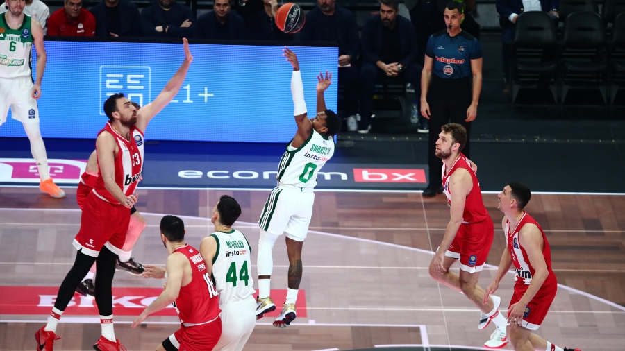 Διπλό βήμα πρόκρισης με… επτάποντο της Interwetten!