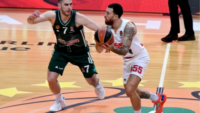 Πάλεψε μέχρι τέλους ο Παναθηναϊκός, αλλά ο Τζέιμς «έκλεψε» το ροζ φύλλο από το ΟΑΚΑ (91-83)