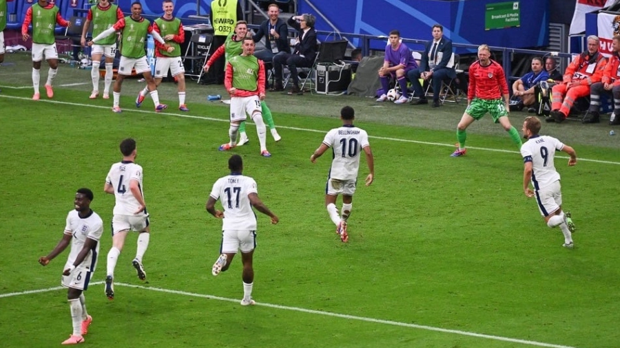 Ο Σάουθγκεϊτ ήθελε να βγάλει τον Μπέλιγχαμ στο 93’: Τι σκέφτηκε και τον άφησε, θα είχε… απολυθεί από την Αγγλία!