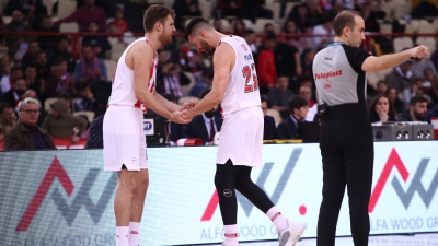 Ολυμπιακός: Αποχώρησε κουτσαίνοντας ο Πίτερς στο ματς με τον Άρη!