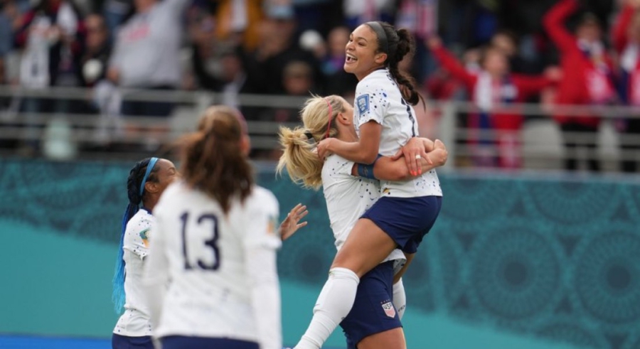 Νικηφόρα πρεμιέρα για τις ΗΠΑ στο Μουντιάλ (video)