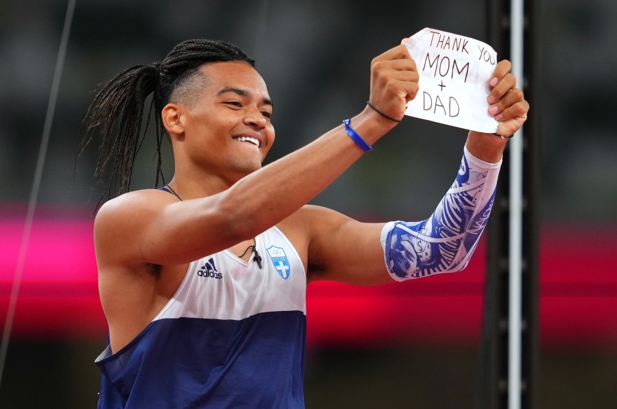 Ολυμπιακοί Αγώνες: Ο Καραλής κράτησε την υπόσχεση του και κουρεύτηκε... γουλί!