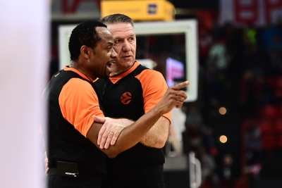 Η ρατσιστική επίθεση στον διαιτητή της EuroLeague και η αντίδραση του Ολυμπιακού