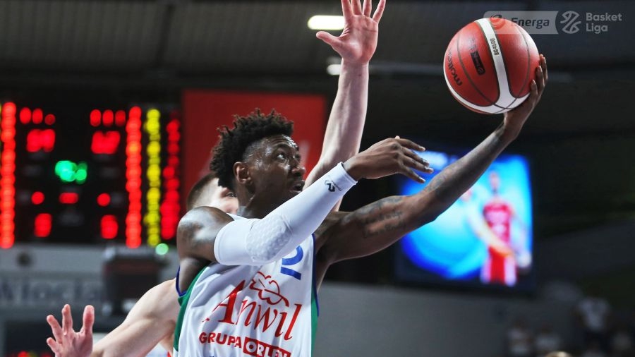 Από την Ανβίλ στη Βιλερμπάν ο Τζόνα Μάθιους