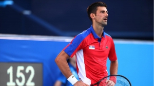 Υπουργός Εσωτερικών Αυστραλίας: «Ο κ. Τζόκοβιτς δεν κρατείται αιχμάλωτος στην Αυστραλία, είναι ελεύθερος να φύγει όποτε το επιλέξει»