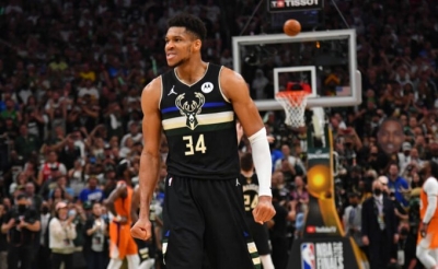 ΠΑΕ Ολυμπιακός: Δημοσίευσε το βίντεο του Γιάννη που τραγουδάει «είσαι στο μυαλό, κάτι μαγικό»! (video)