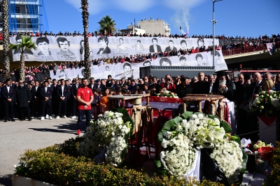 Ολυμπιακός: Τελέστηκε το μνημόσυνο για τα θύματα της Θύρας 7!