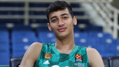 Ο Αλέξανδρος Σαμοντούροβ στο BN Sports: «Πρέπει να ανεβάσω τη μυϊκή μου μάζα για να κερδίσω μια θέση στην ομάδα»