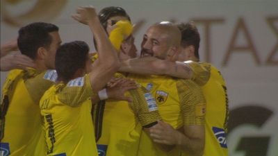 ΟΦΗ - ΑΕΚ 0-1: Τυχερός ο Άμραμπατ, άτυχος ο Πασαλίδης και προβάδισμα για την «Ένωση» (video)
