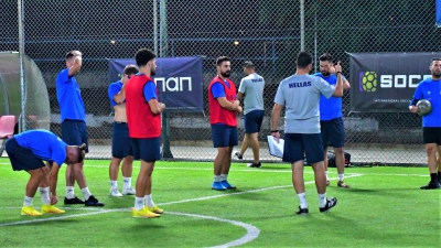 Εθνική Ομάδα μίνι-ποδοσφαίρου: Η άφιξη στη Βουδαπέστη και τα εμψυχωτικά λόγια του προπονητή!