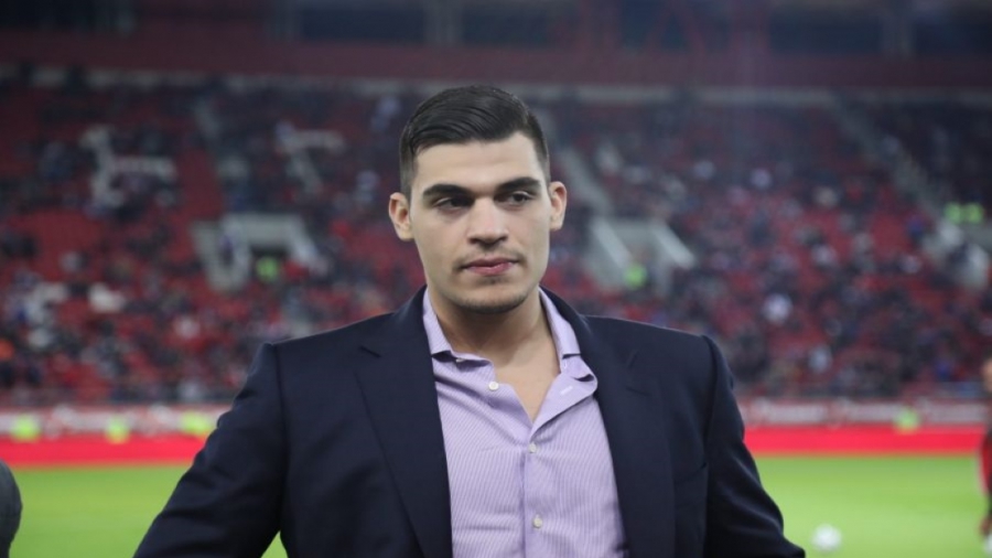 Μιλτιάδης Μαρινάκης: «Απλά, μάγκικα, πειραιώτικα»