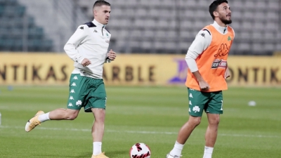 Παναθηναϊκός: Μέσα οι Βιγιαφάνιες και Καρλίτος για Ολυμπιακό