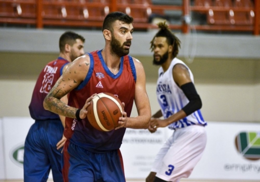 Λάρισα: Γέμισε τη ρακέτα με Σαχπατζίδη