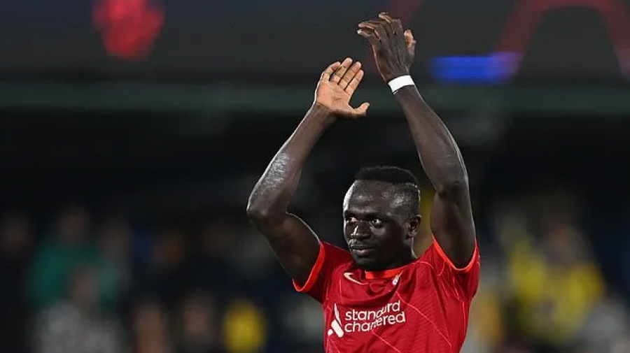 Δήλωση γεμάτη… ερωτηματικά από τον Μανέ: «Εύχομαι σε αυτή την ομάδα ό,τι καλύτερο»