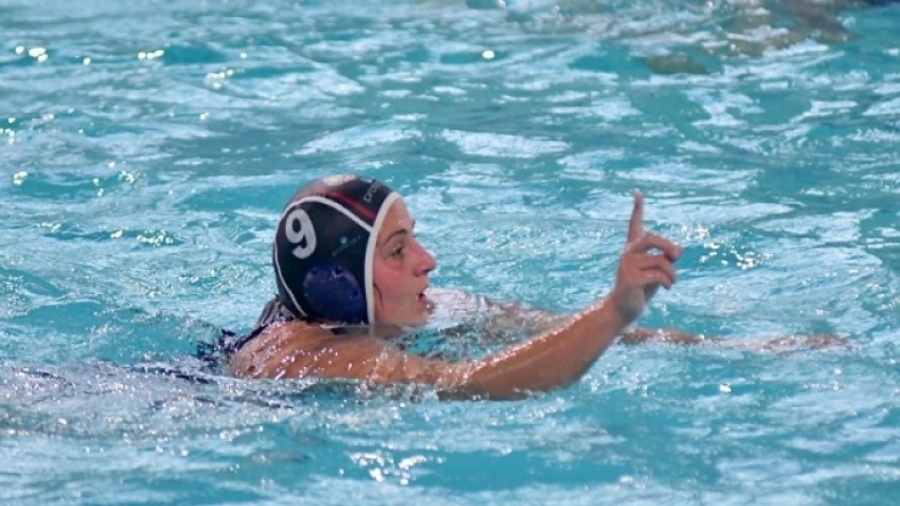 Απίθανη έμπνευση στο Βουλιαγμένη-Εθνικός - Έβγαλε ασίστ στον εαυτό της με το... πόδι η Στρατιδάκη! (video)