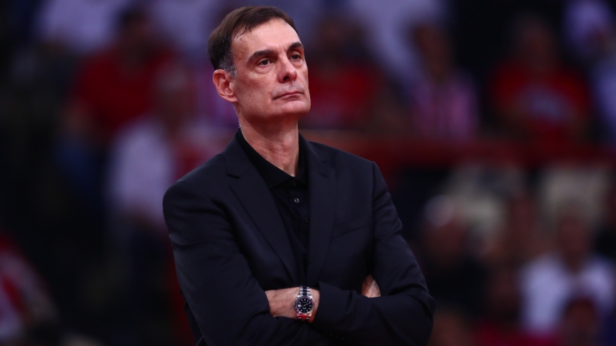 Αποκαλυπτικός ο Μπαρτζώκας: «Έπαιζε με κάταγμα στο δάχτυλο ο Μιλουτίνοφ»