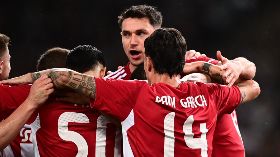 Ο Τζολάκης κράτησε τον Ολυμπιακό, οι «ερυθρόλευκοι» κέρδισαν μέσα στο ΟΑΚΑ, στην τελευταία αγωνιστική!