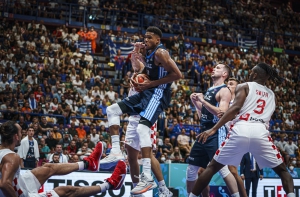 Ελλάδα - Κροατία 89-85: Διαστημικός Αντετοκούνμπο εκτόξευσε την Εθνική σε 10η νίκη σε πρεμιέρα Ευρωμπάσκετ