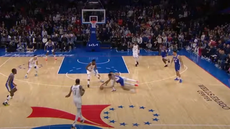 NBA: Στην κορυφή του Top-10 o... ξαπλωμένος Σίμονς! (video)