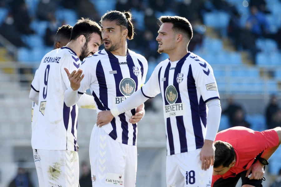 Απόλλων Σμύρνης: Η αποστολή για Παναθηναϊκό, εκτός οι Φατιόν, Ντεντάκης και Άλβες