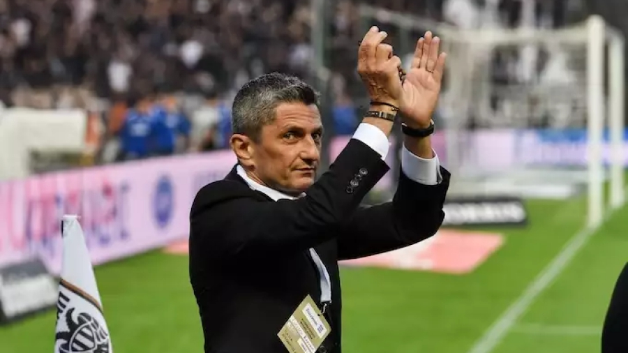 Ο Λουτσέσκου εξήγησε τον λόγο της νίκης: «Την Πέμπτη προκρίθηκε ο Ολυμπιακός, δεν ήταν εύκολο την Κυριακή να είναι έτοιμος!»