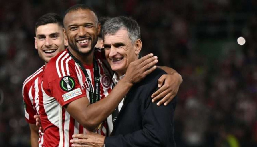 Ο δεύτερος λόγος που πανηγυρίζει ο Ολυμπιακός απόψε: Στο ρόστερ του «ανήκει» ο πρώτος σκόρερ της σεζόν!