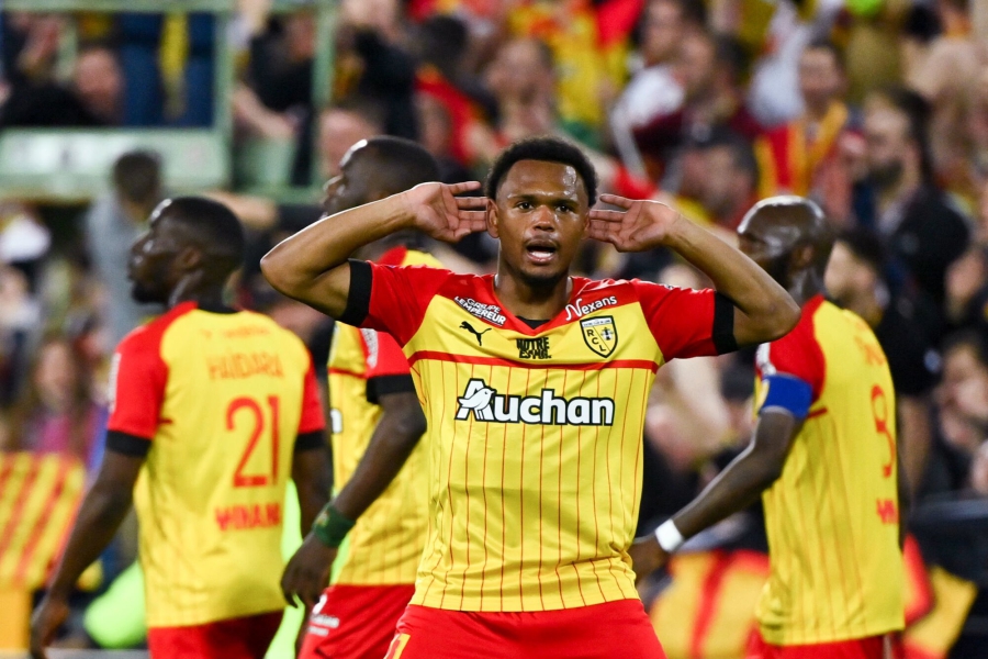 Λανς – Μαρσέιγ 2-1: Της «πήρε» την δεύτερη θέση και πλέον βλέπει… αστέρια