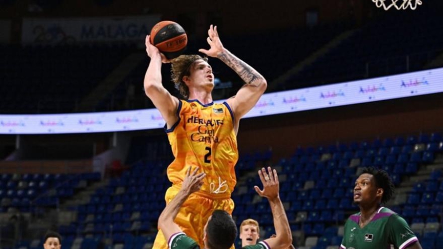 Παναθηναϊκός: Ντύνει στα «πράσινα» τον Μπαλτσερόφσκι!